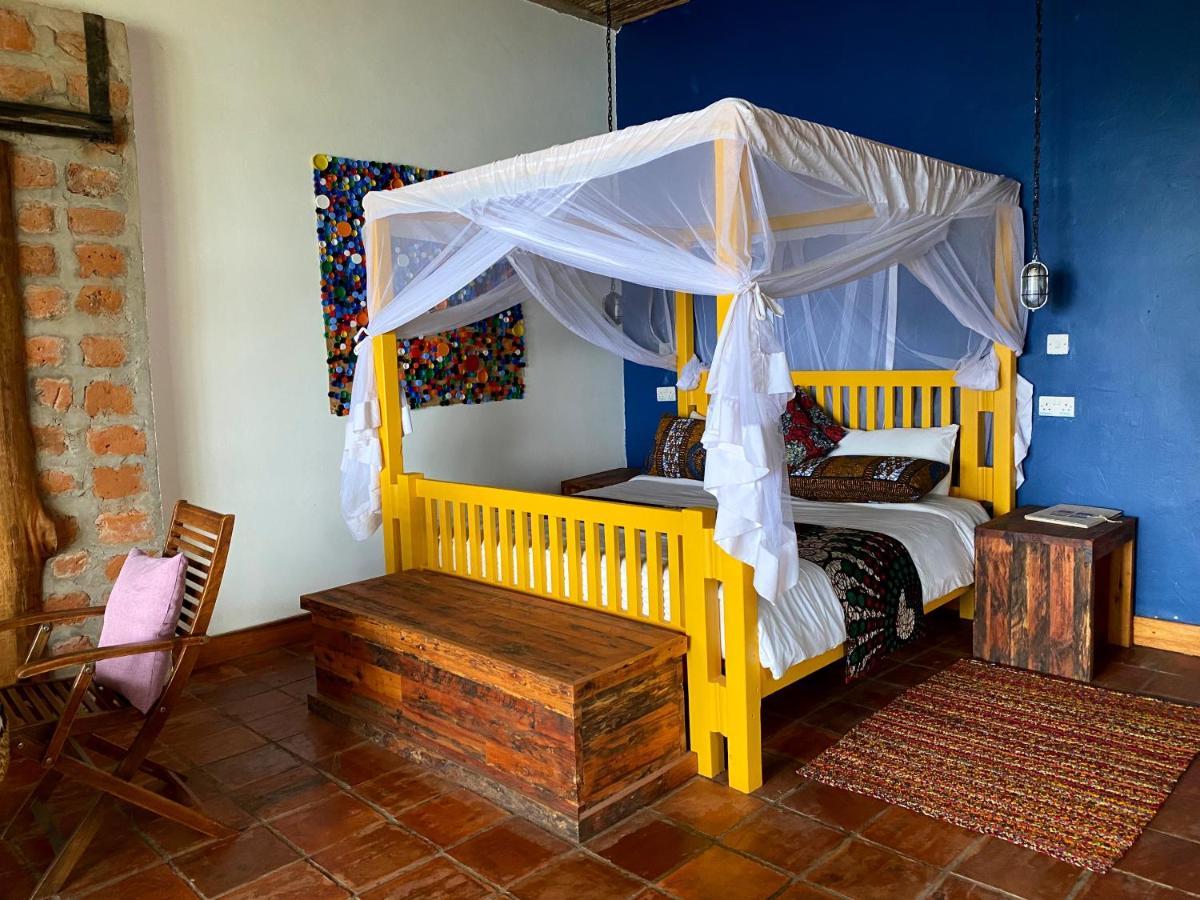 Chameleon Hill Forest Lodge Bwindi Экстерьер фото