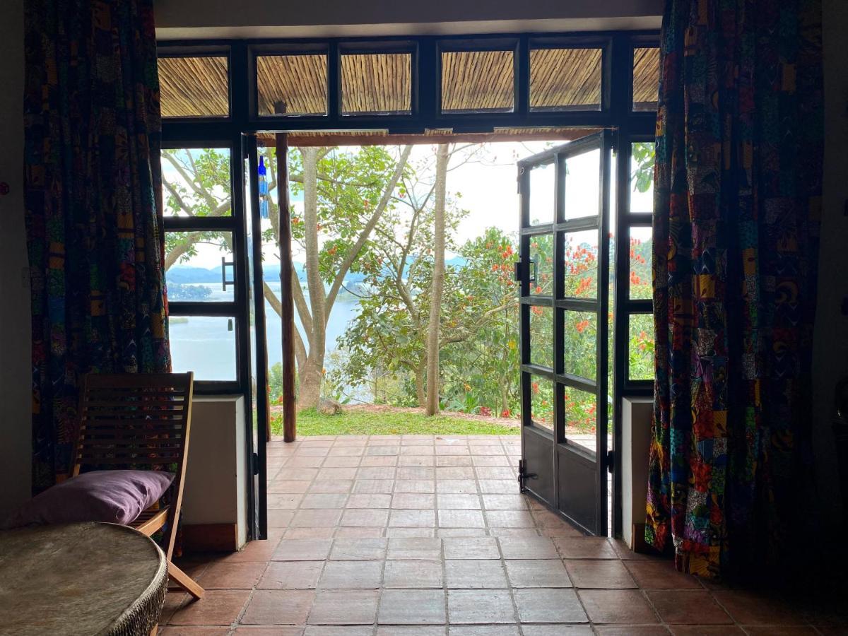 Chameleon Hill Forest Lodge Bwindi Экстерьер фото